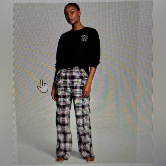 Victoria's Secret Flannel Long-Sleeve Tee-Jama Set XS - Picture 1 of 4